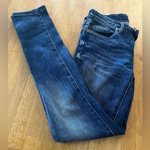 Blank NYC Skinny Classique jeans Style # 18G-7001. Size 26